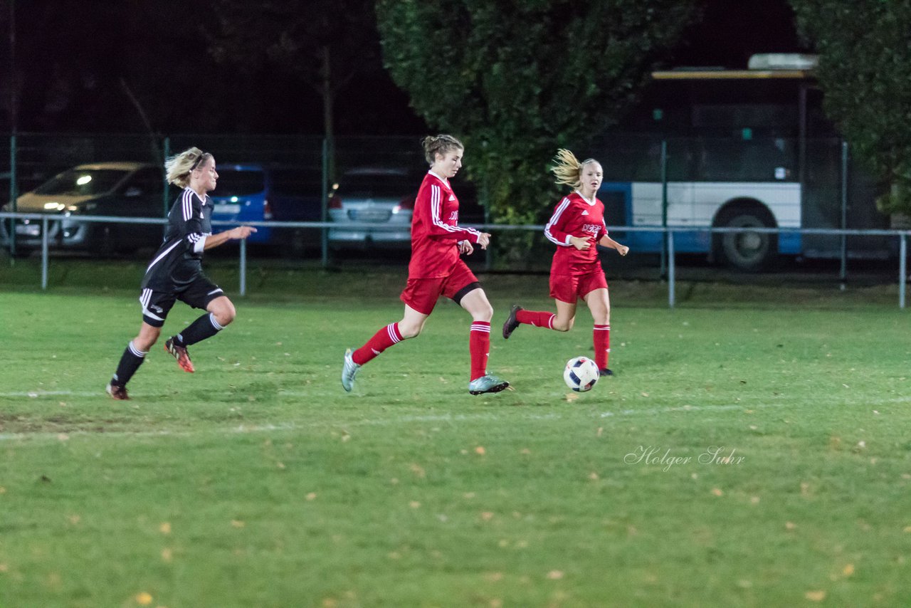 Bild 127 - Frauen SG Krempe/ETSV F. Glueckstadt - TSV Heiligenstedten : Ergebnis: 8:0